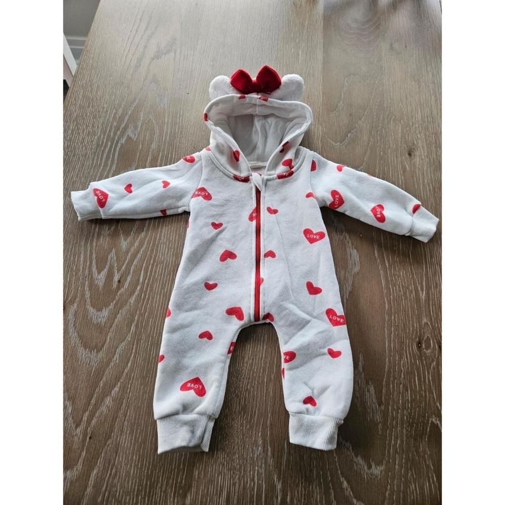 Boutique baby girl Valentine's romper‎ 12-18 mos